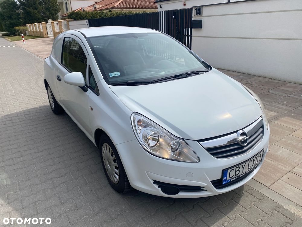 Opel Corsa 1.2 16V Sport - 2