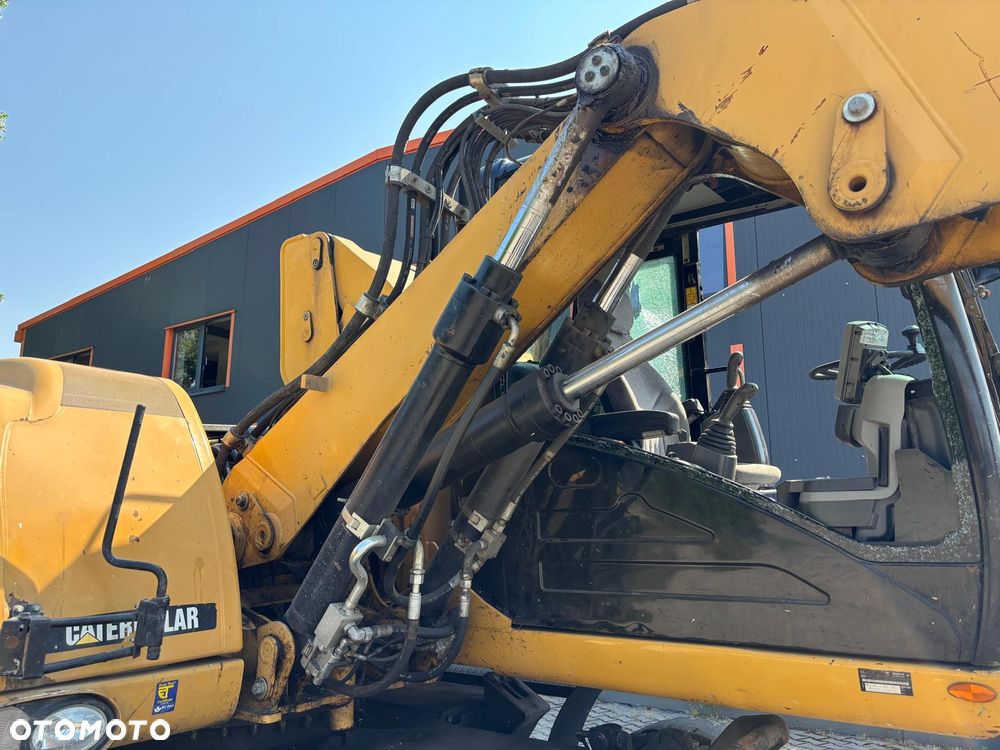 Caterpillar CAT M313D - 11