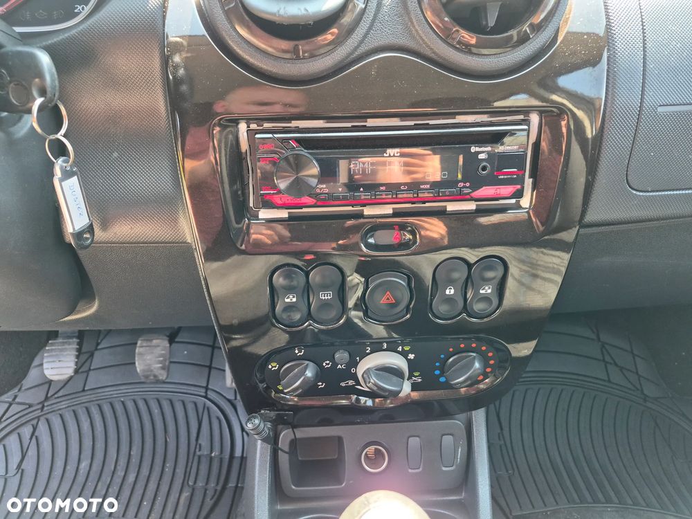 Dacia Duster dCi 90 FAP 4x2 Ambiance - 10
