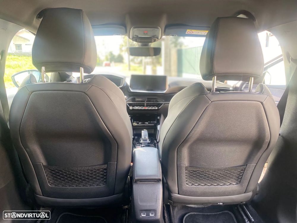 Peugeot 208 1.2 PureTech GT Line EAT8 - 12