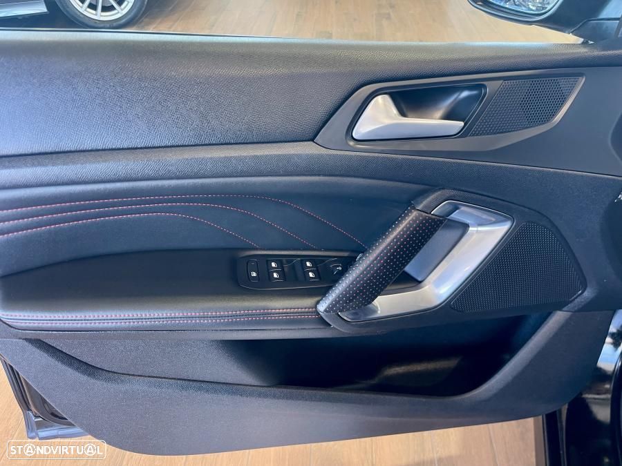 Peugeot 308 SW 1.5 BlueHDi GT Line EAT8 - 26