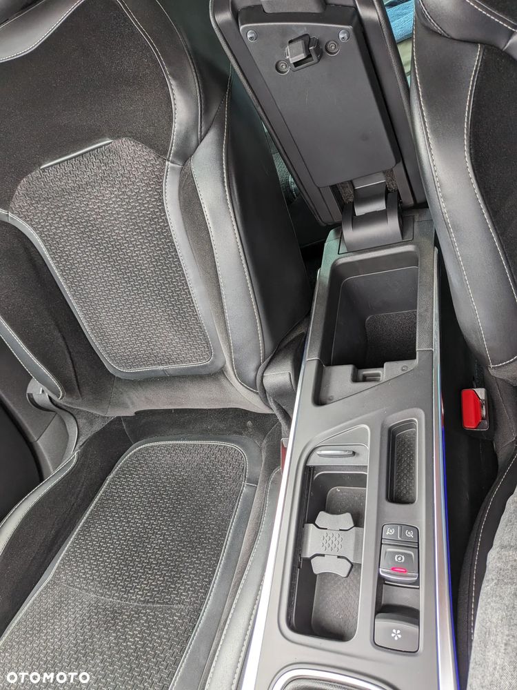 Renault Megane 1.6 dCi Intens - 39