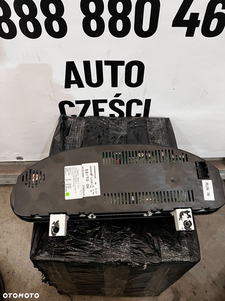 Prędkościomierz Maserati Quatroporte V 2006 USA - 4