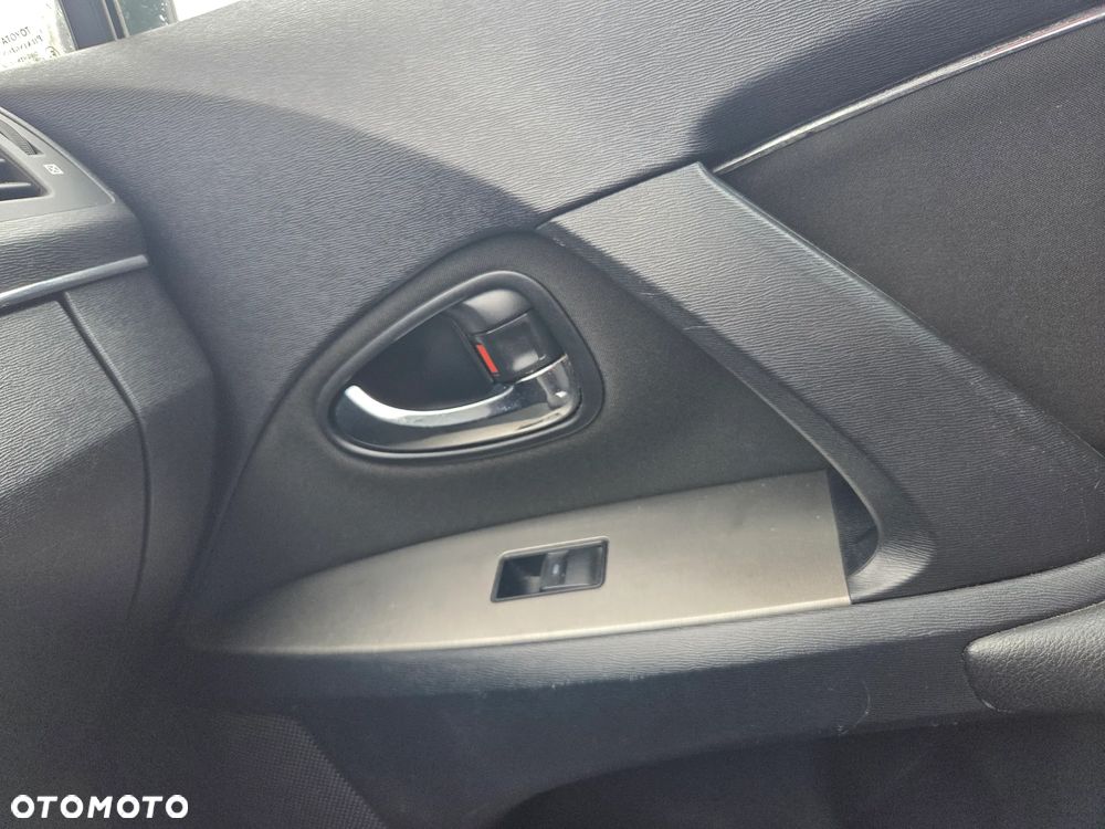 Toyota Avensis 2.0 D-4D - 4