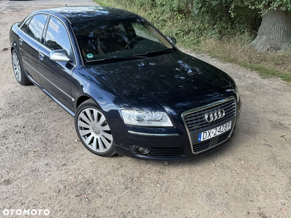 Audi A8 - 1