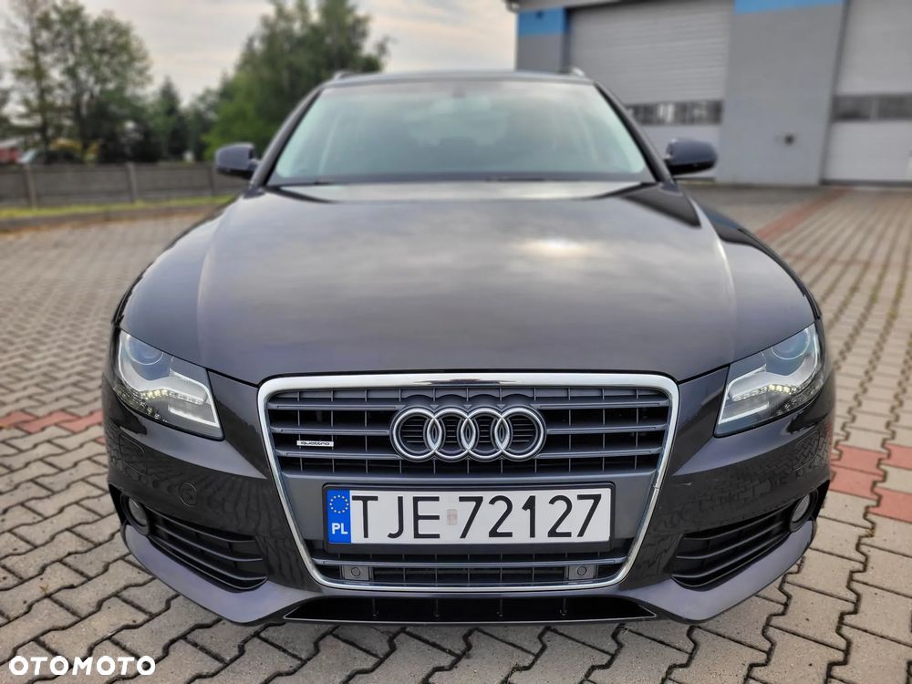 Audi A4 Avant 2.0 TDI Quattro - 30