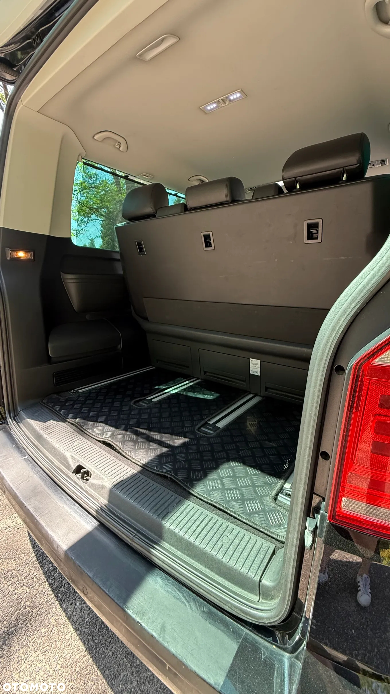 Volkswagen Multivan 2.0 BiTDI L2 Comfortline 4Motion DSG - 10