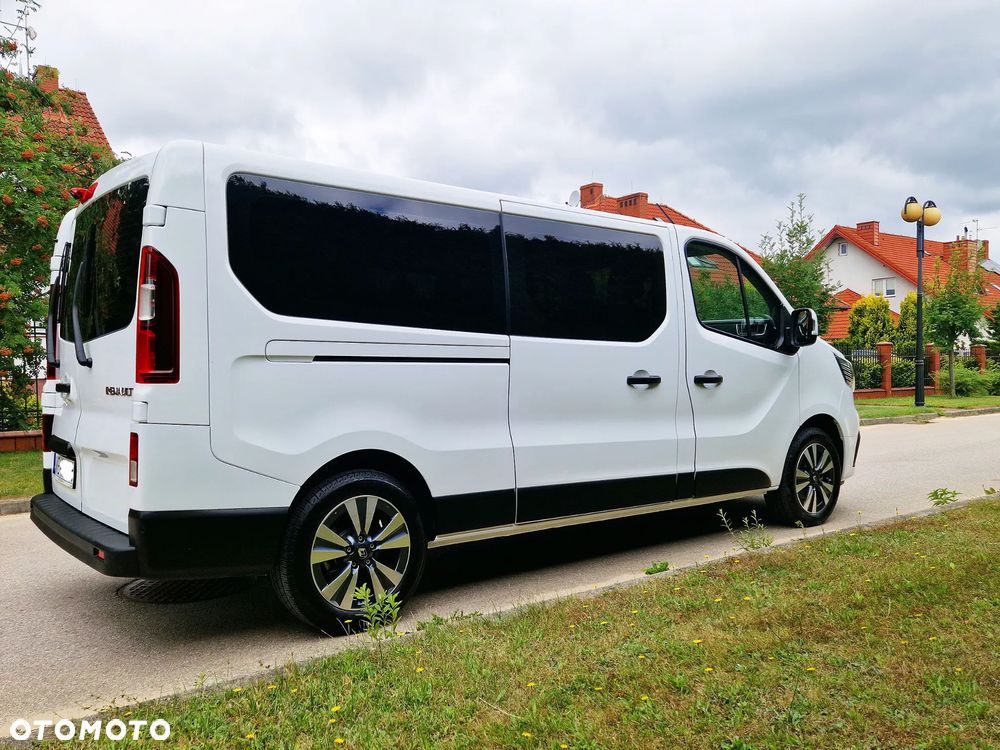 Renault Trafic 2.0 dCi - 6