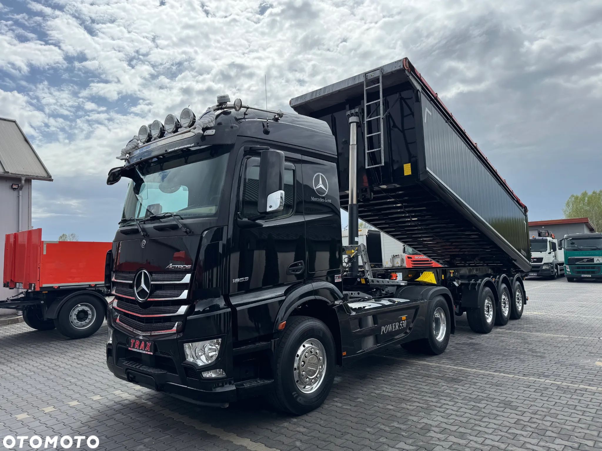 Schmitz Cargobull Naczepa wywrotka 30 m3 JAK NOWA !!! + Mercedes Actros 18.53 - 1