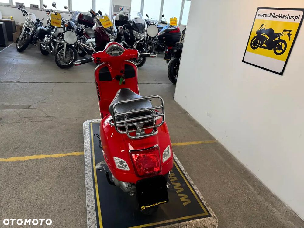 Piaggio Vespa - 7