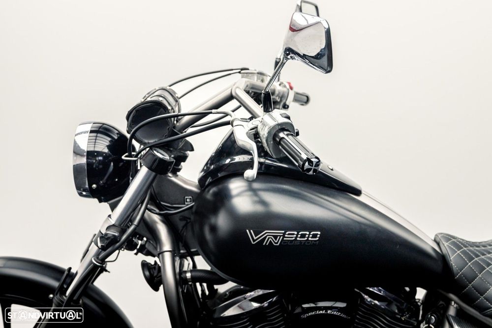 Kawasaki VN 900 CUSTOM Special Edition - 5