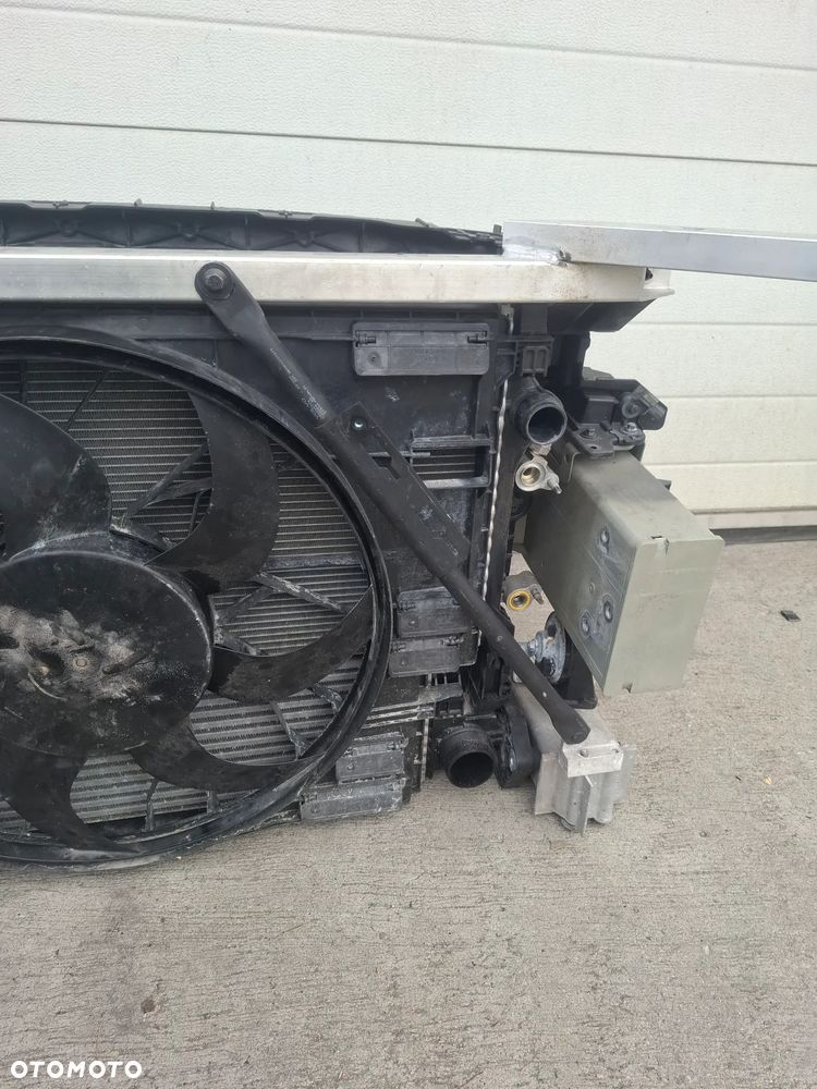 Volvo XC60 II 2,0 benzyna kompletny pas przedni - 13