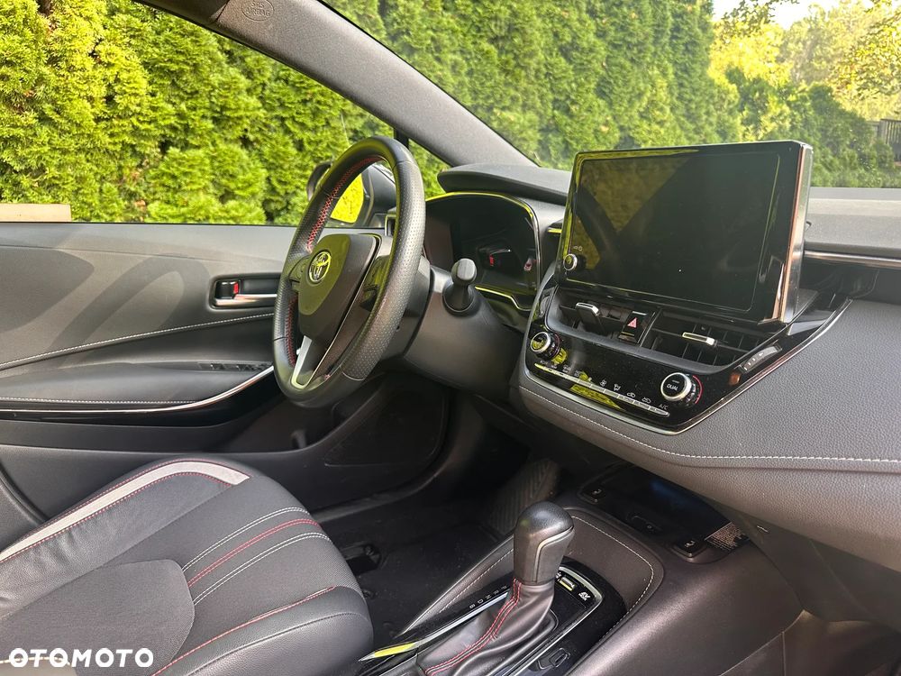Toyota Corolla - 10
