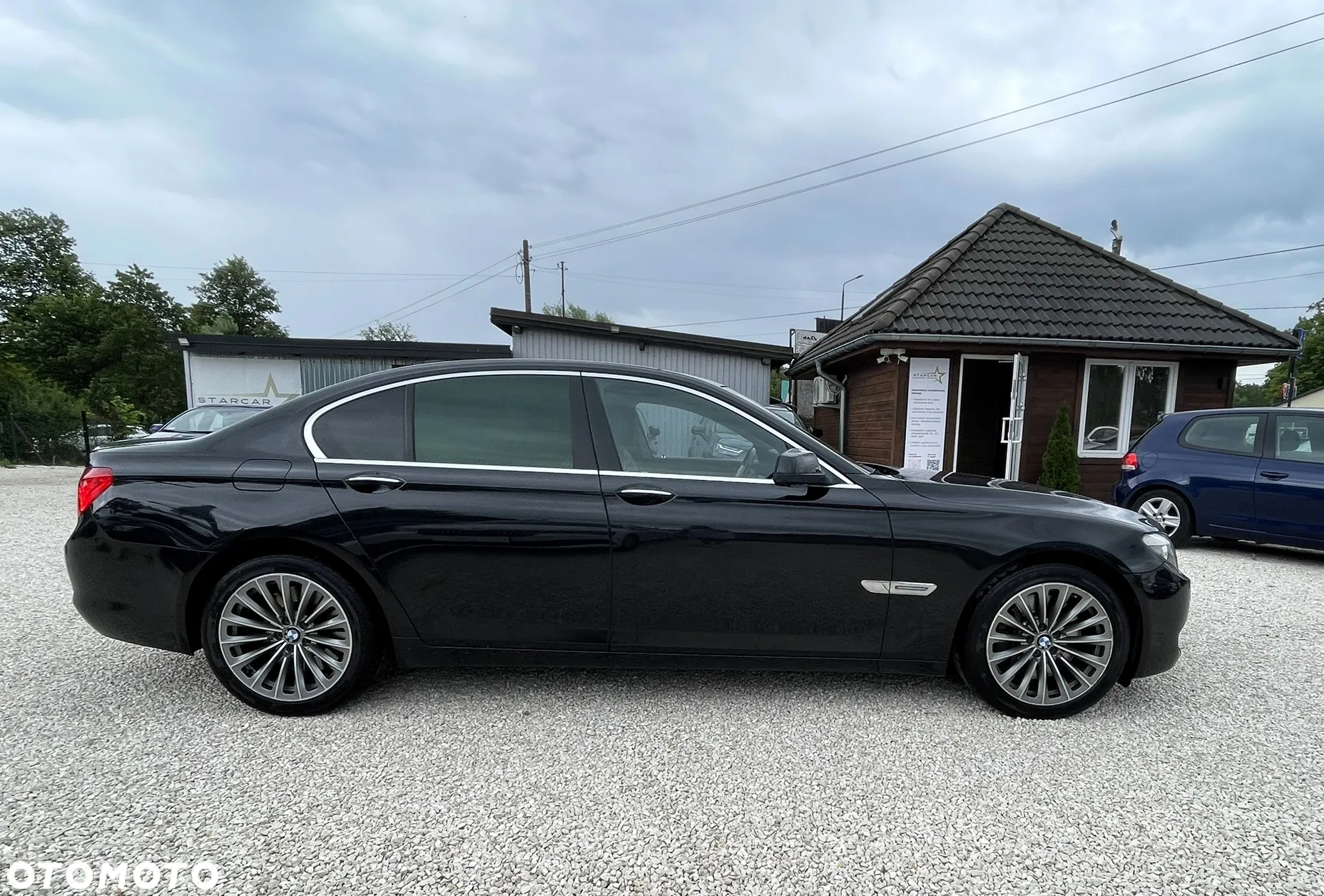 BMW Seria 7 750i - 4