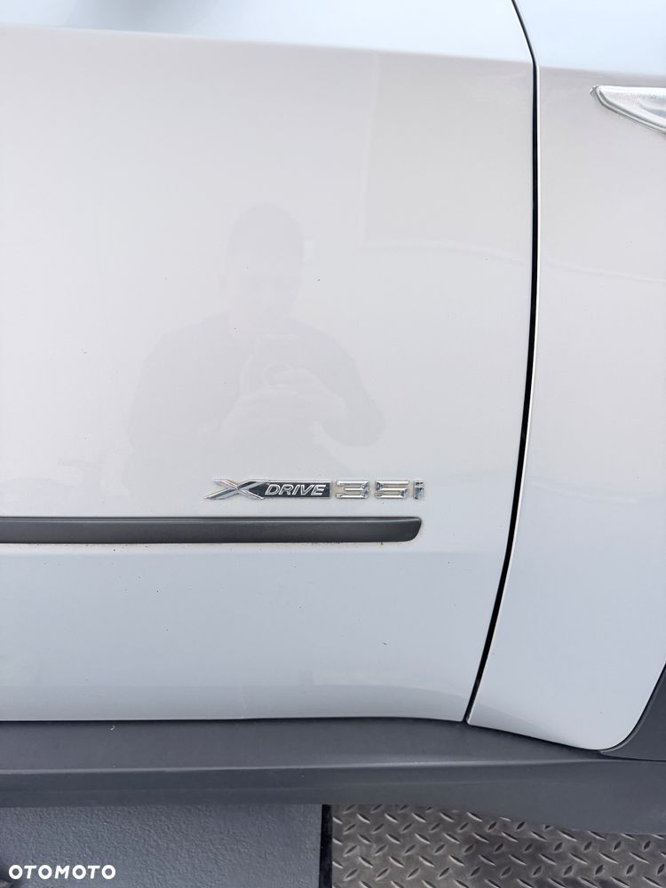 BMW X5 xDrive35i - 11