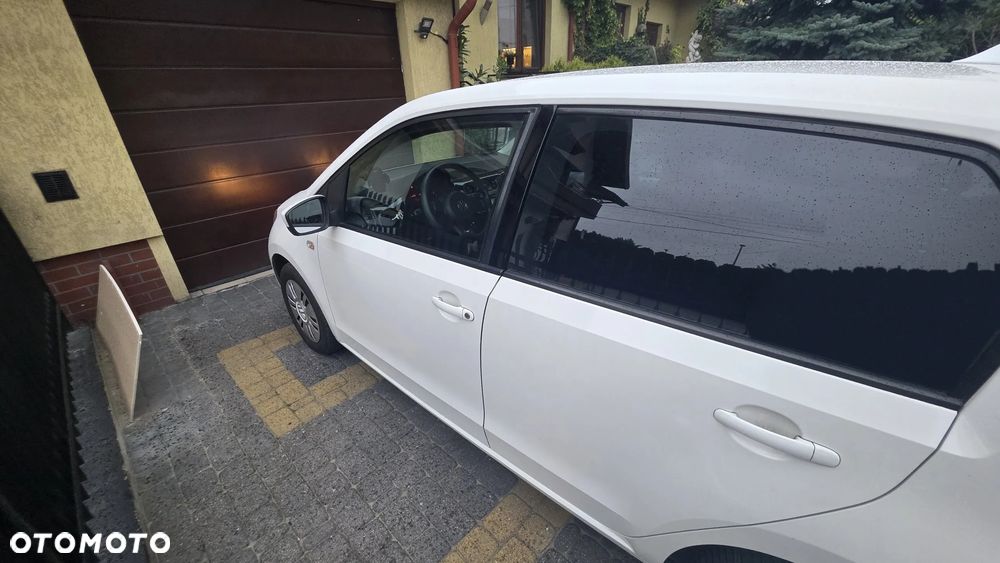 Volkswagen up! 1.0 Take - 11