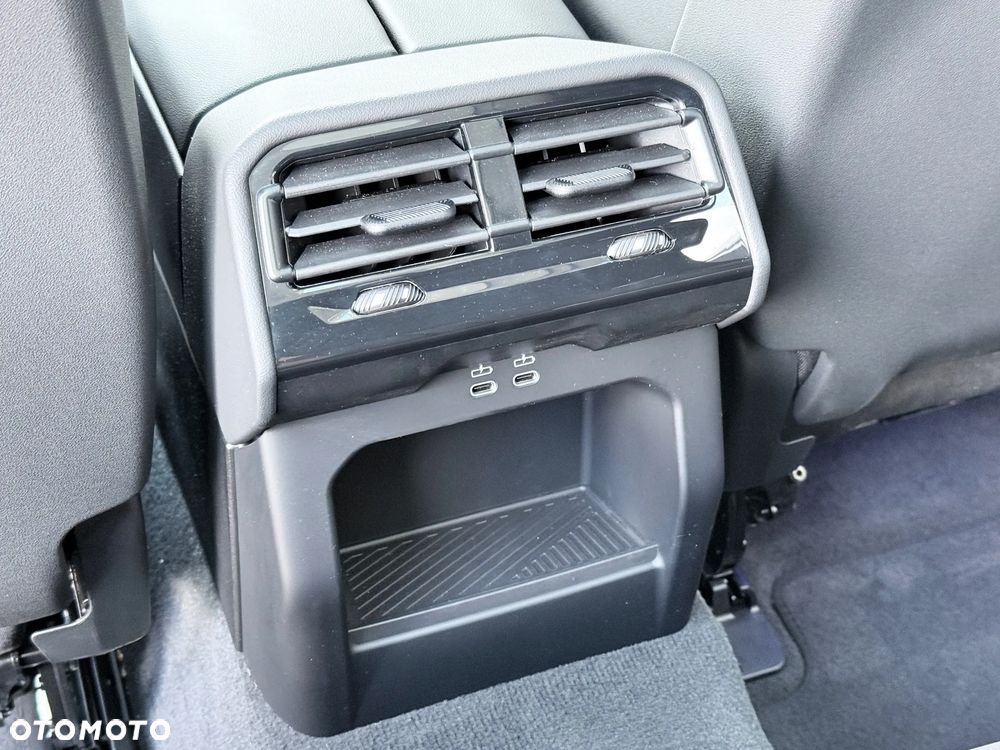 BMW Seria 5 520i - 34