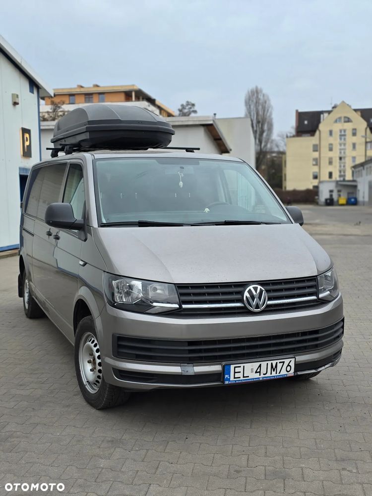 Volkswagen Caravelle - 1