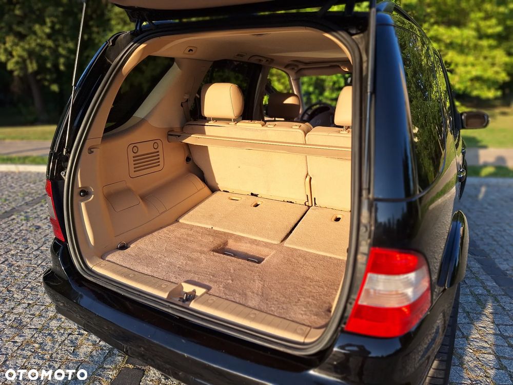 Mercedes-Benz ML - 14
