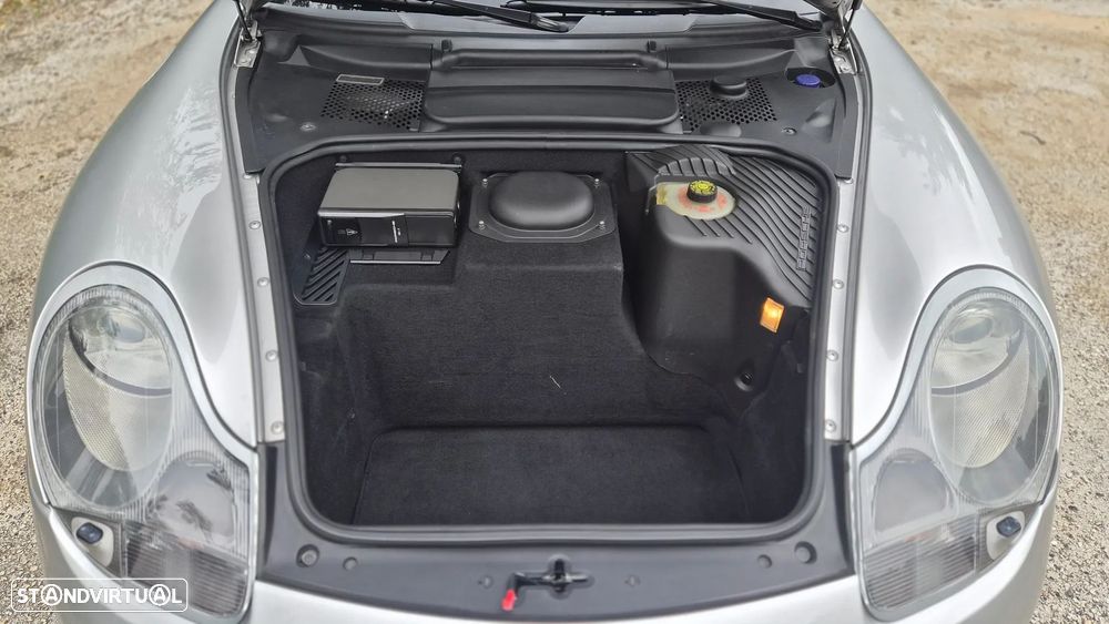 Porsche 911 (996) - 12