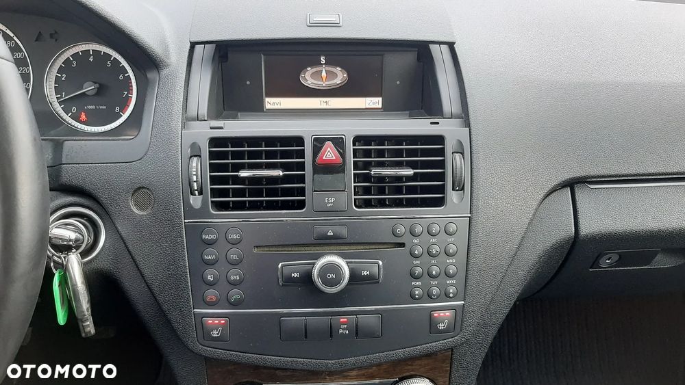 Mercedes-Benz Klasa C 180 Kompressor Elegance - 23