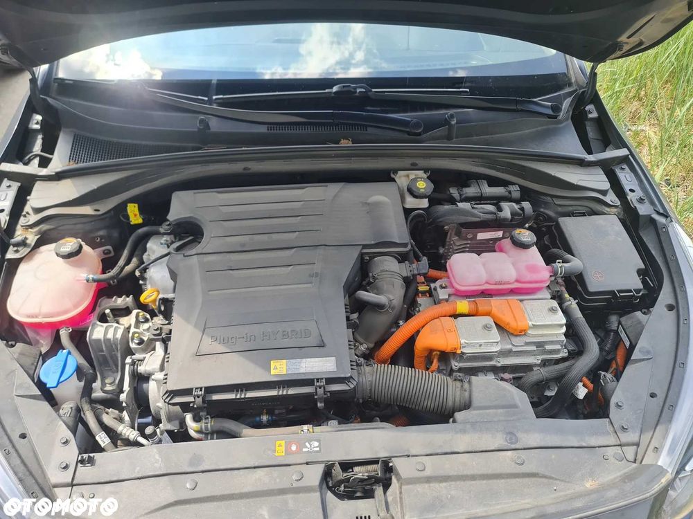 Kia Ceed - 8