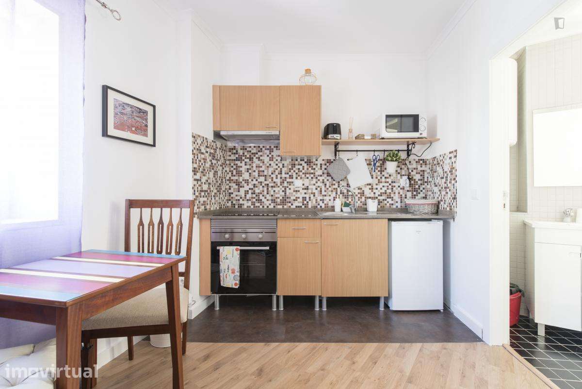 Apartamento com 1 quartos - localizado em Mouraria Lisbon - Grande imagem: 5/11