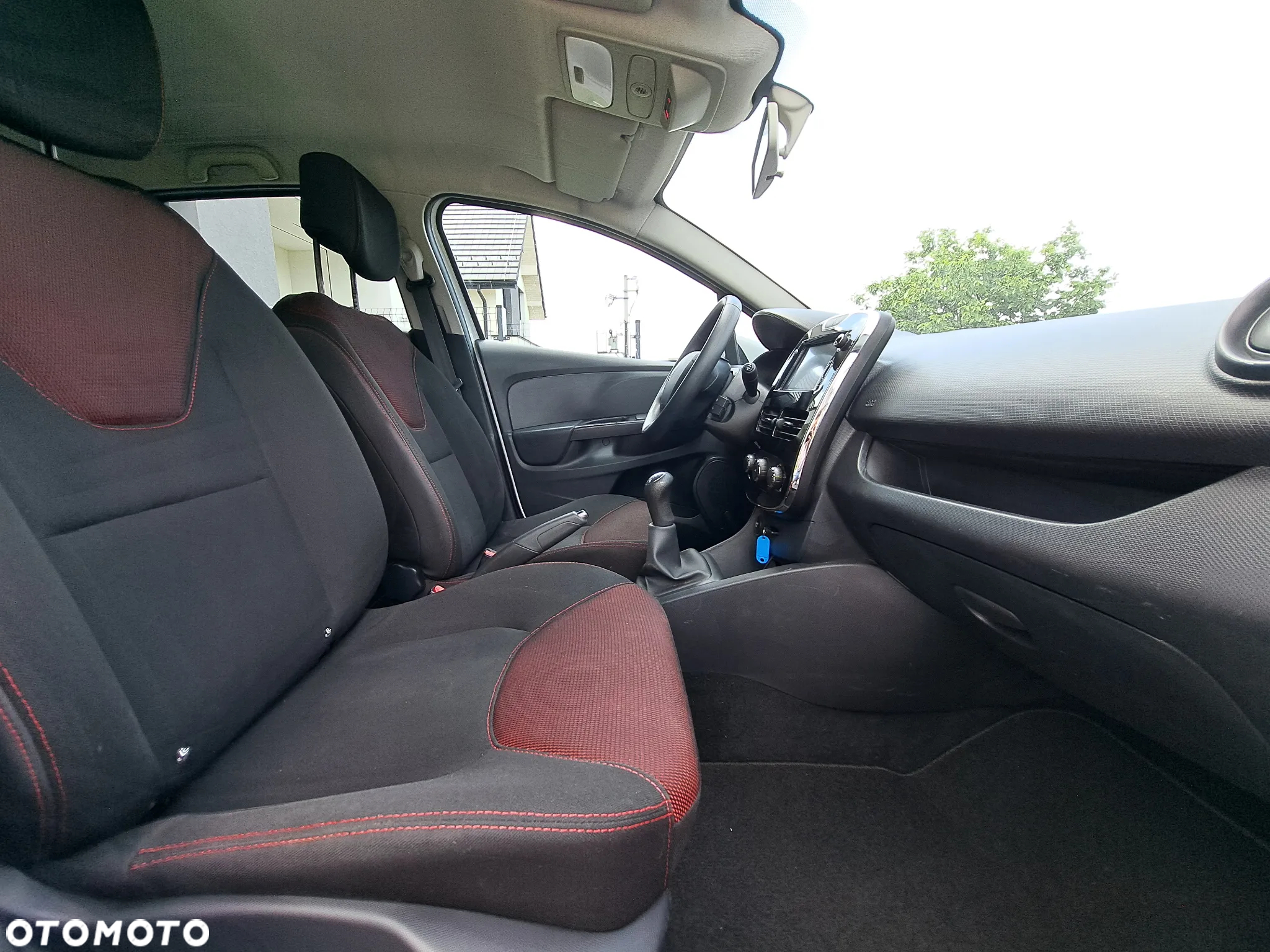 Renault Clio 1.2 16V Limited - 23