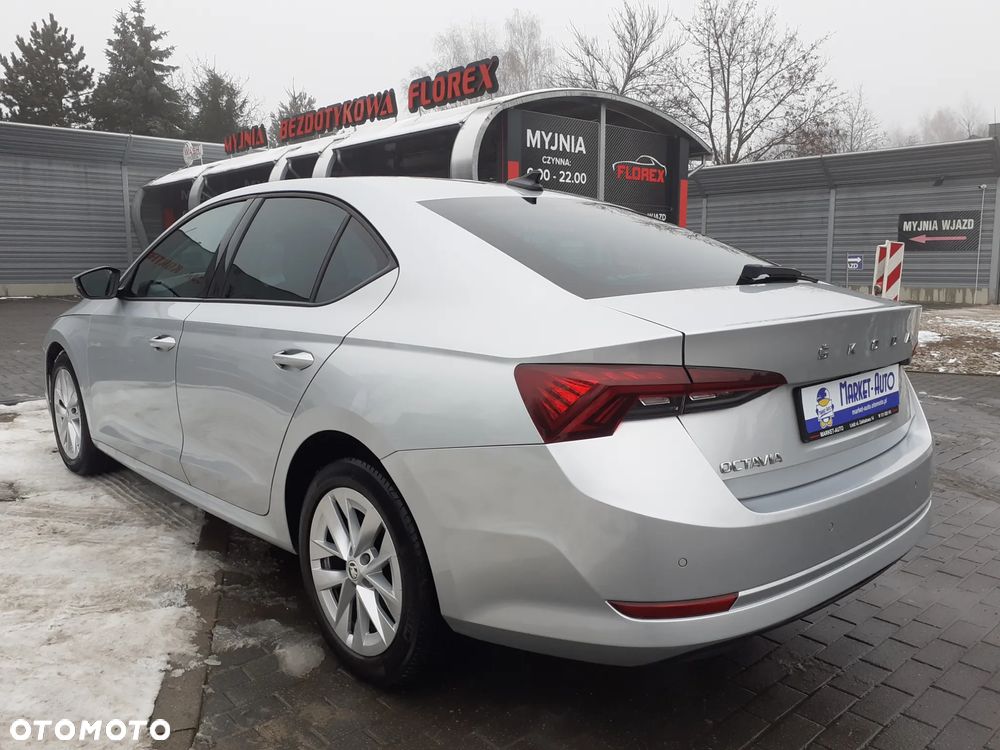 Skoda Octavia 1.5 TSI ACT Ambition - 3
