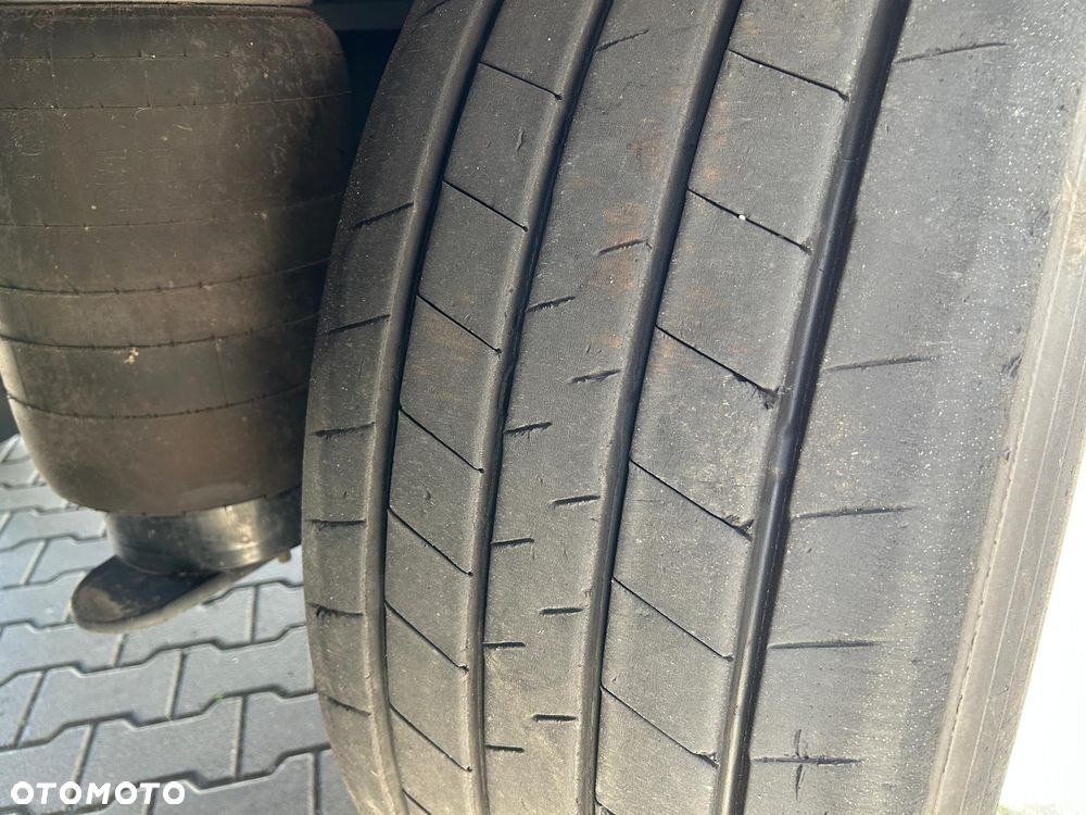 Schmitz Cargobull ThermoKing SLXi300; DOST; Uchwyty promowe, Paleciara - 11