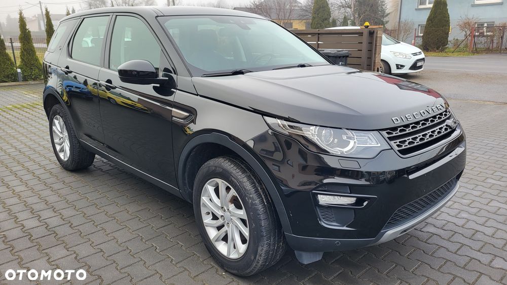 Land Rover Discovery Sport D150 R-Dynamic - 3