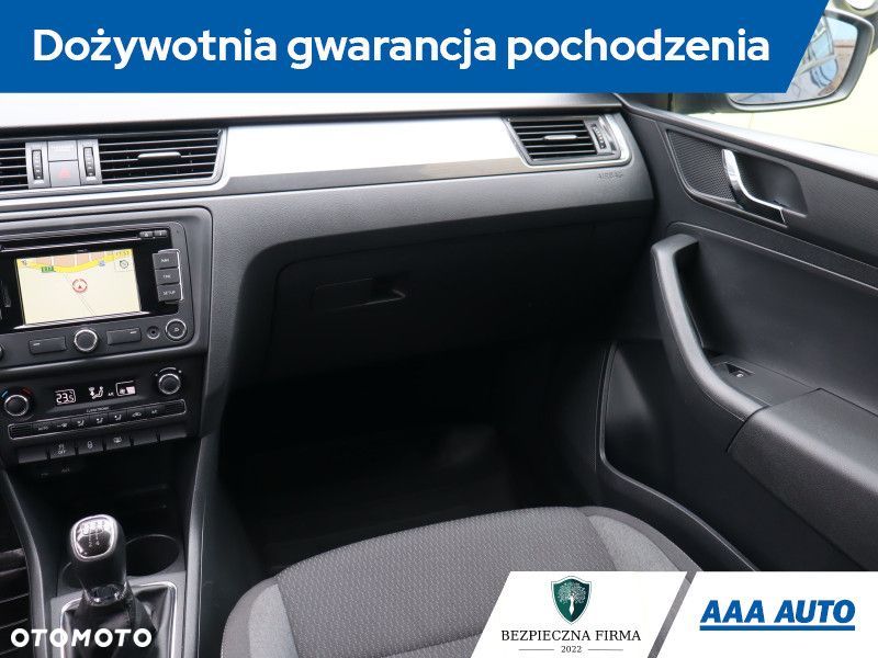 Skoda RAPID - 10