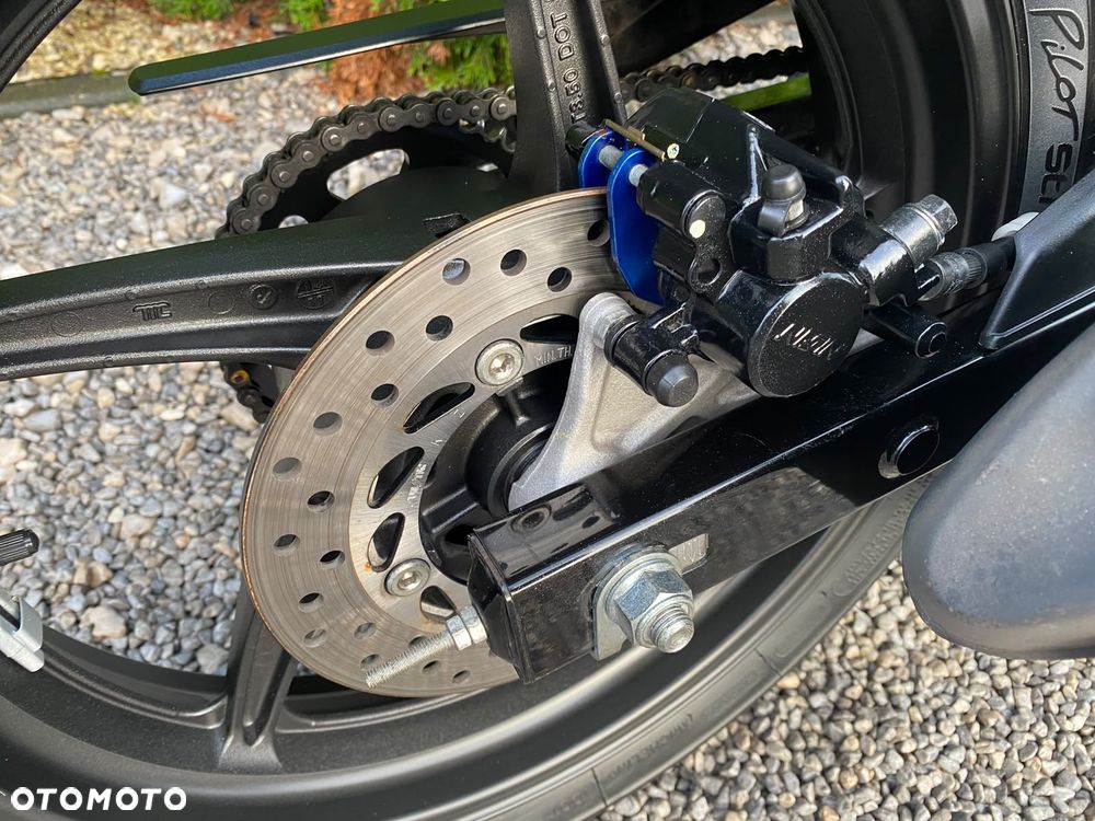 Honda CBR - 17