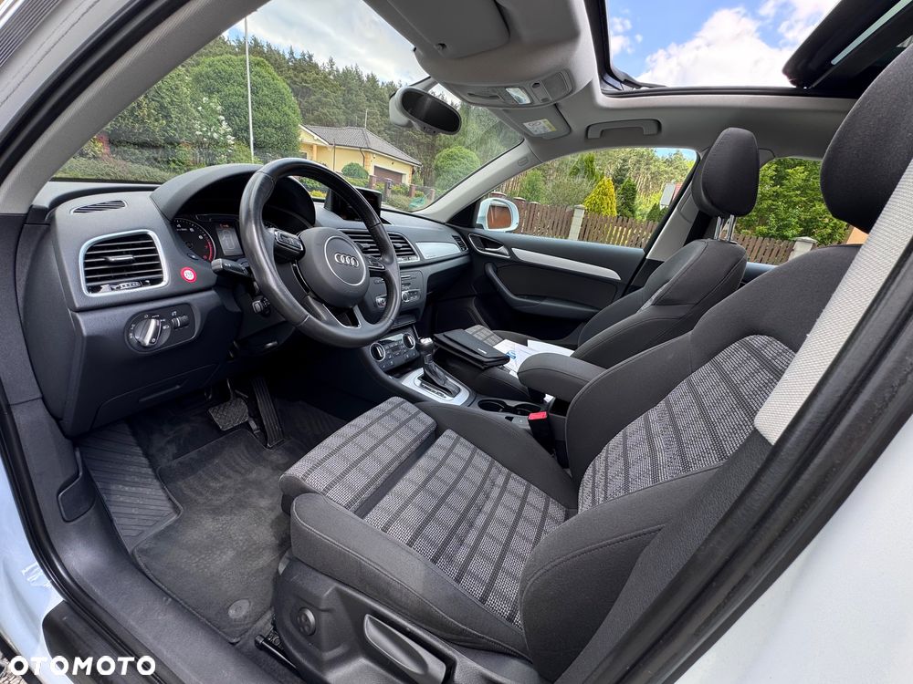 Audi Q3 2.0 TFSI Quattro S tronic sport - 24