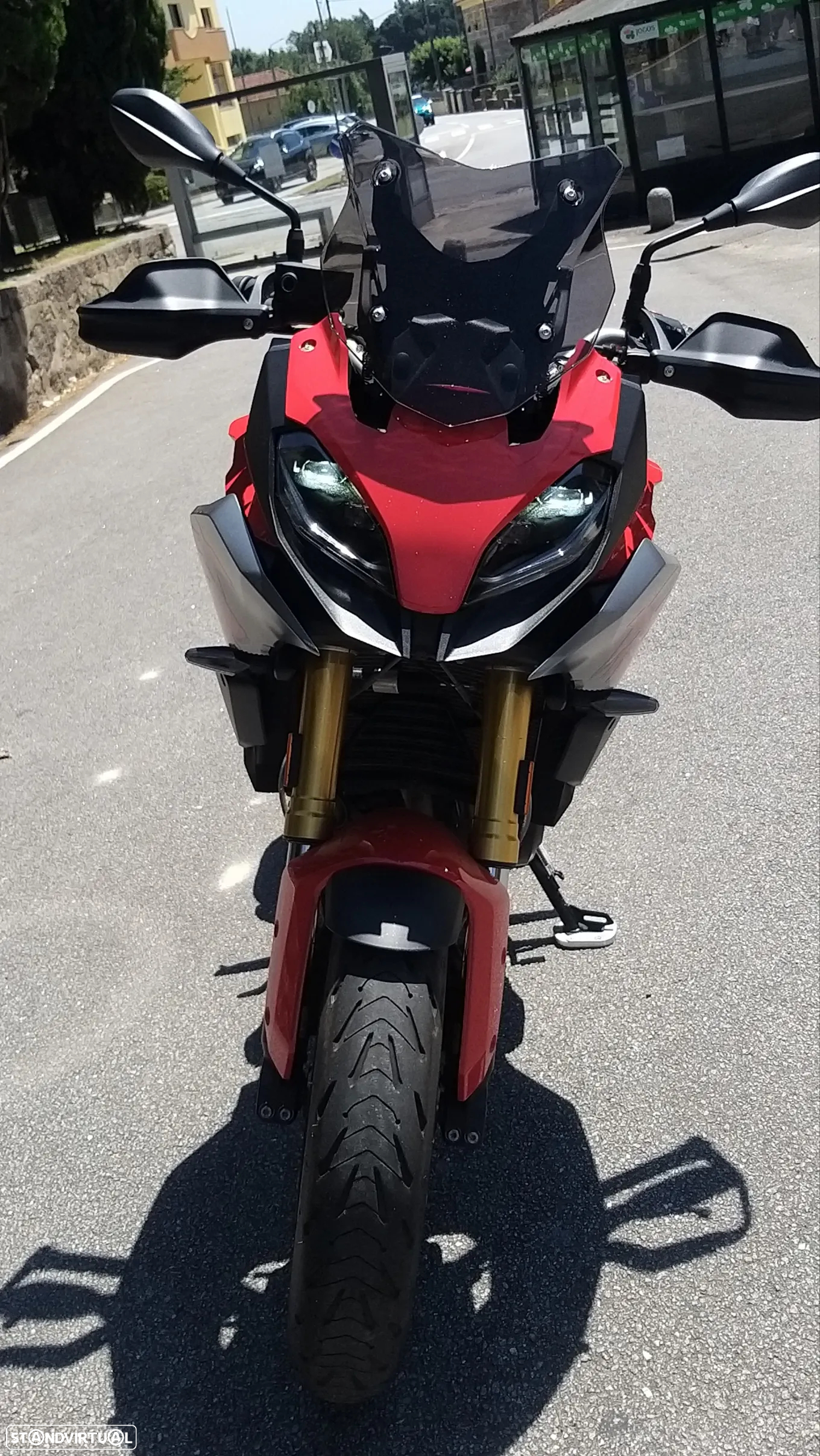 BMW F 900 XR - 15