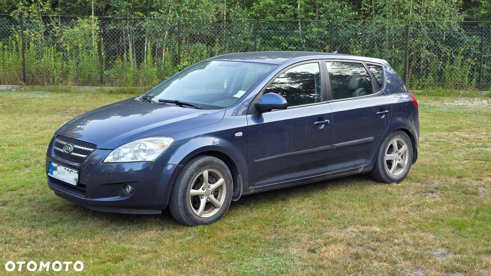 Kia Ceed 1.6 Crdi Comfort + - 3