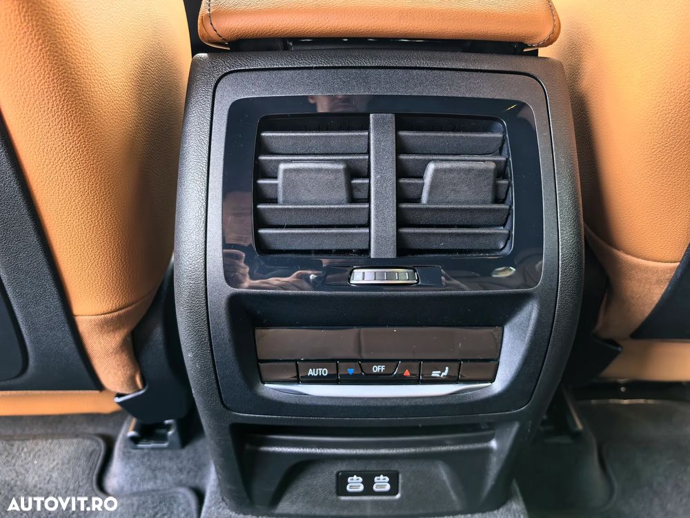 BMW iX3 Standard - 28