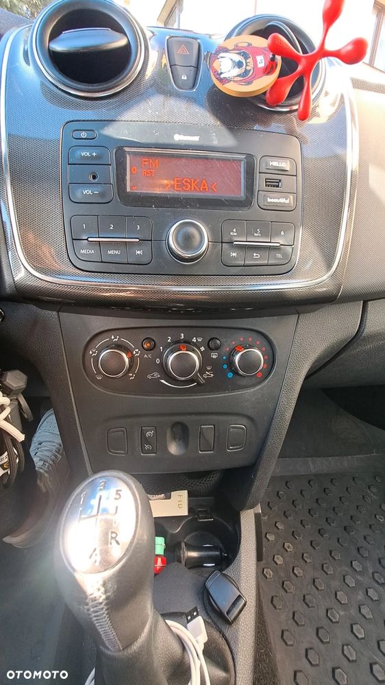 Dacia Sandero - 16