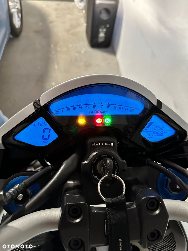 Honda CB - 17