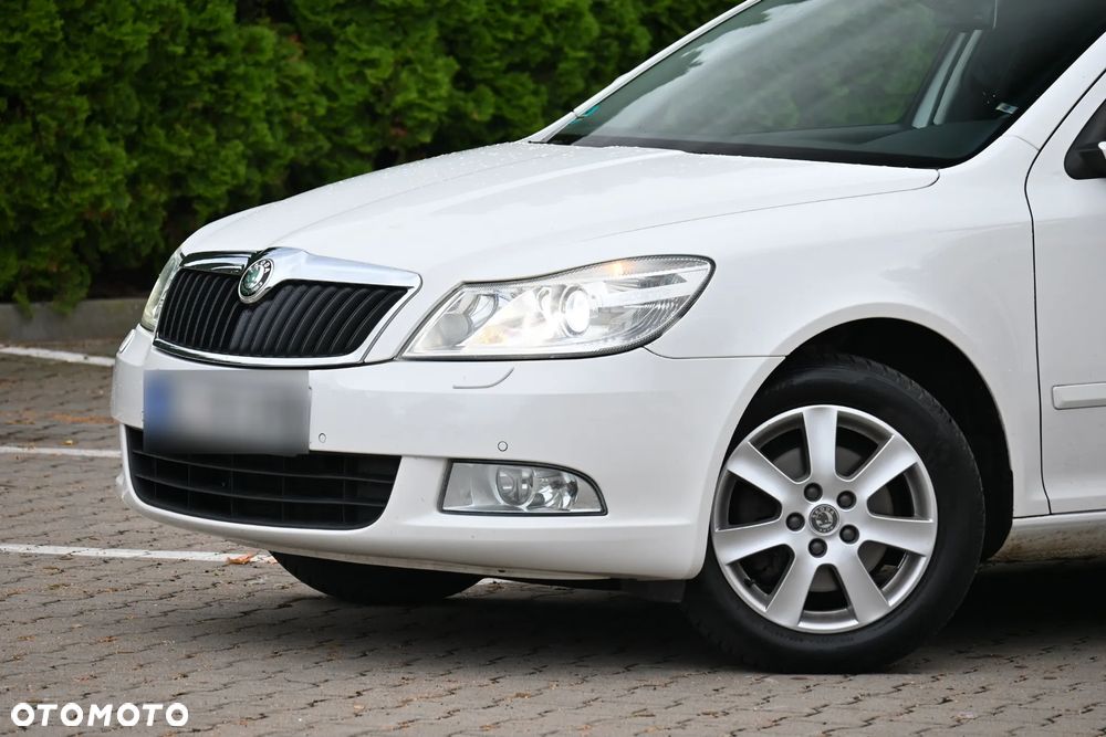 Skoda Octavia 2.0 TDI DSG Laurin & Klement - 5