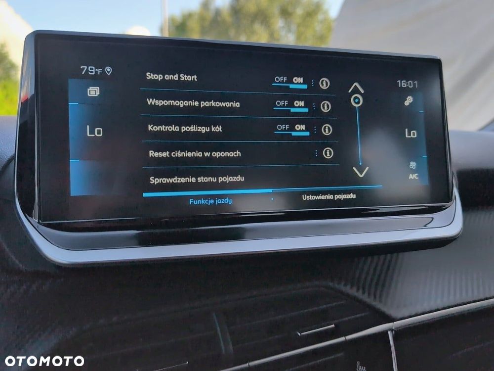 Peugeot 2008 1.2 PureTech Allure Pack S&S - 19