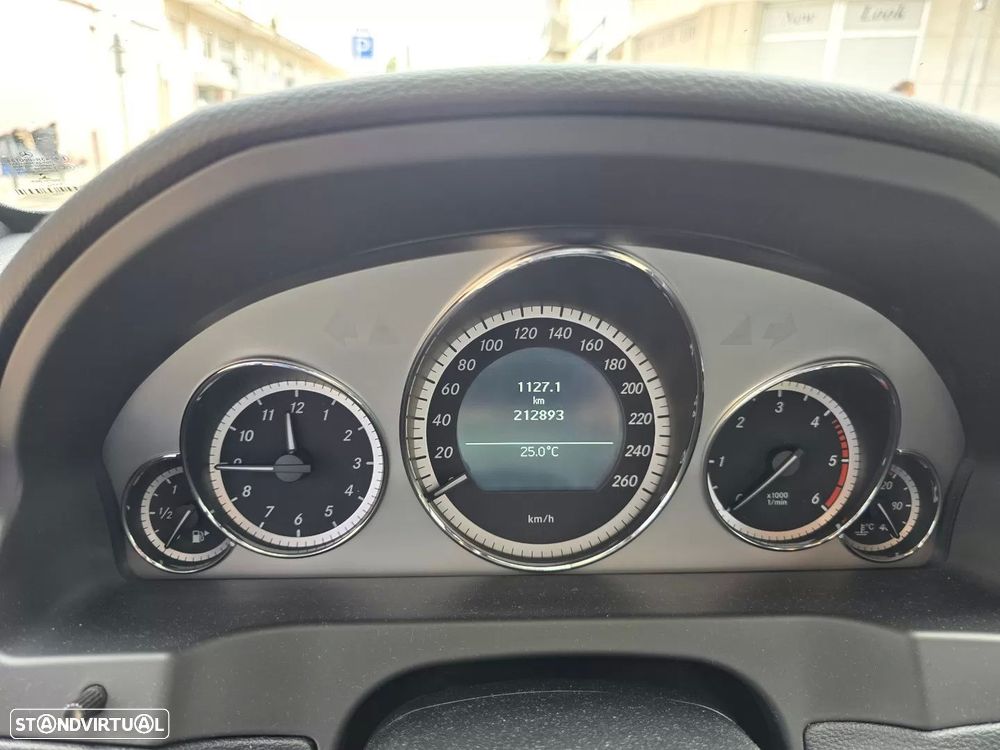 Mercedes-Benz E 250 CDi Avantgarde BlueEfficiency - 13