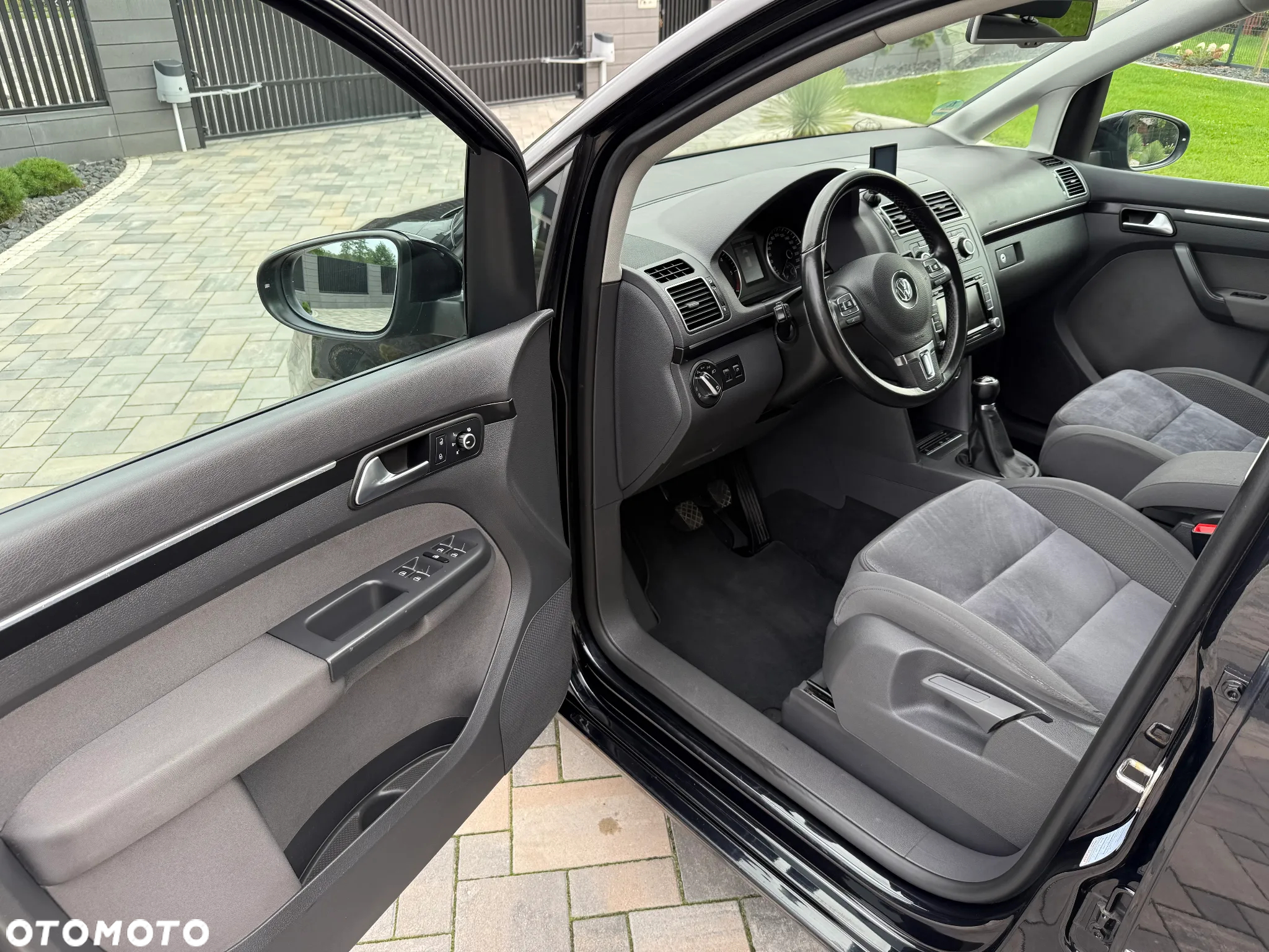 Volkswagen Touran 2.0 TDI DPF Highline Perfectline - 20