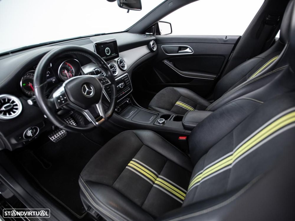 Mercedes-Benz CLA 220 - 8
