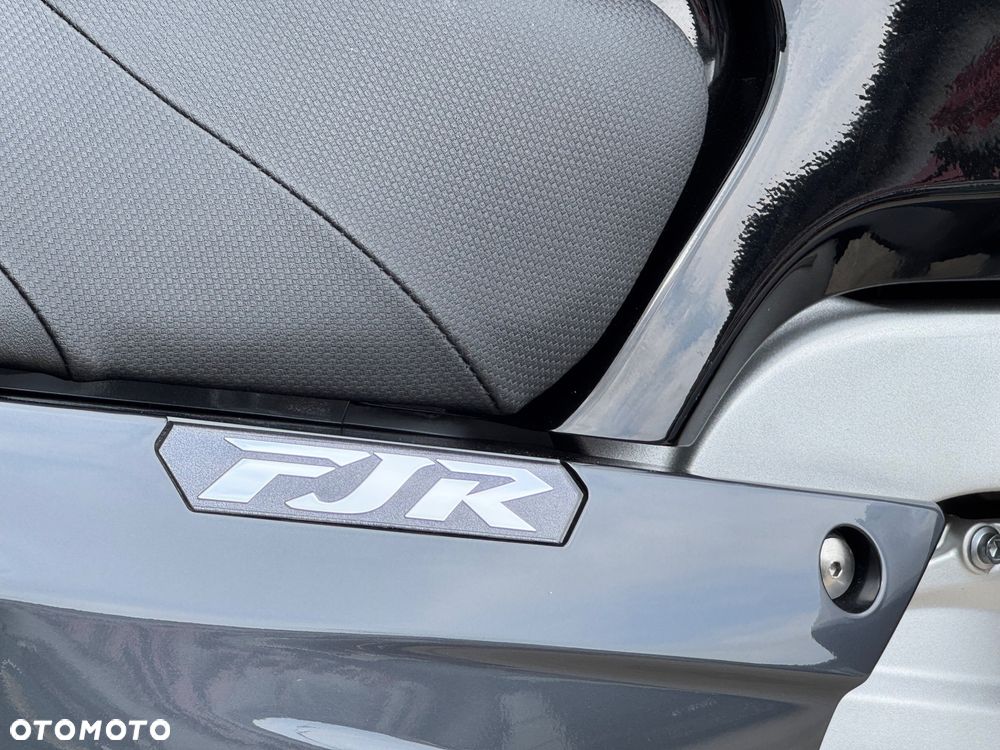 Yamaha FJR - 8