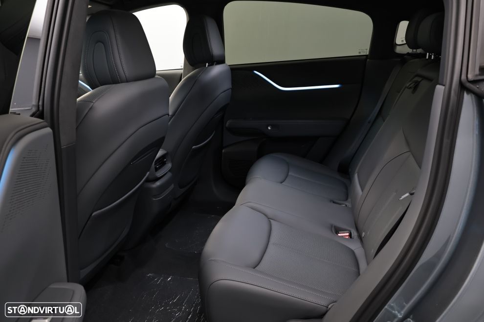 Xpeng G6 87.5 kWh AWD Performance + Gancho de Reboque - 22