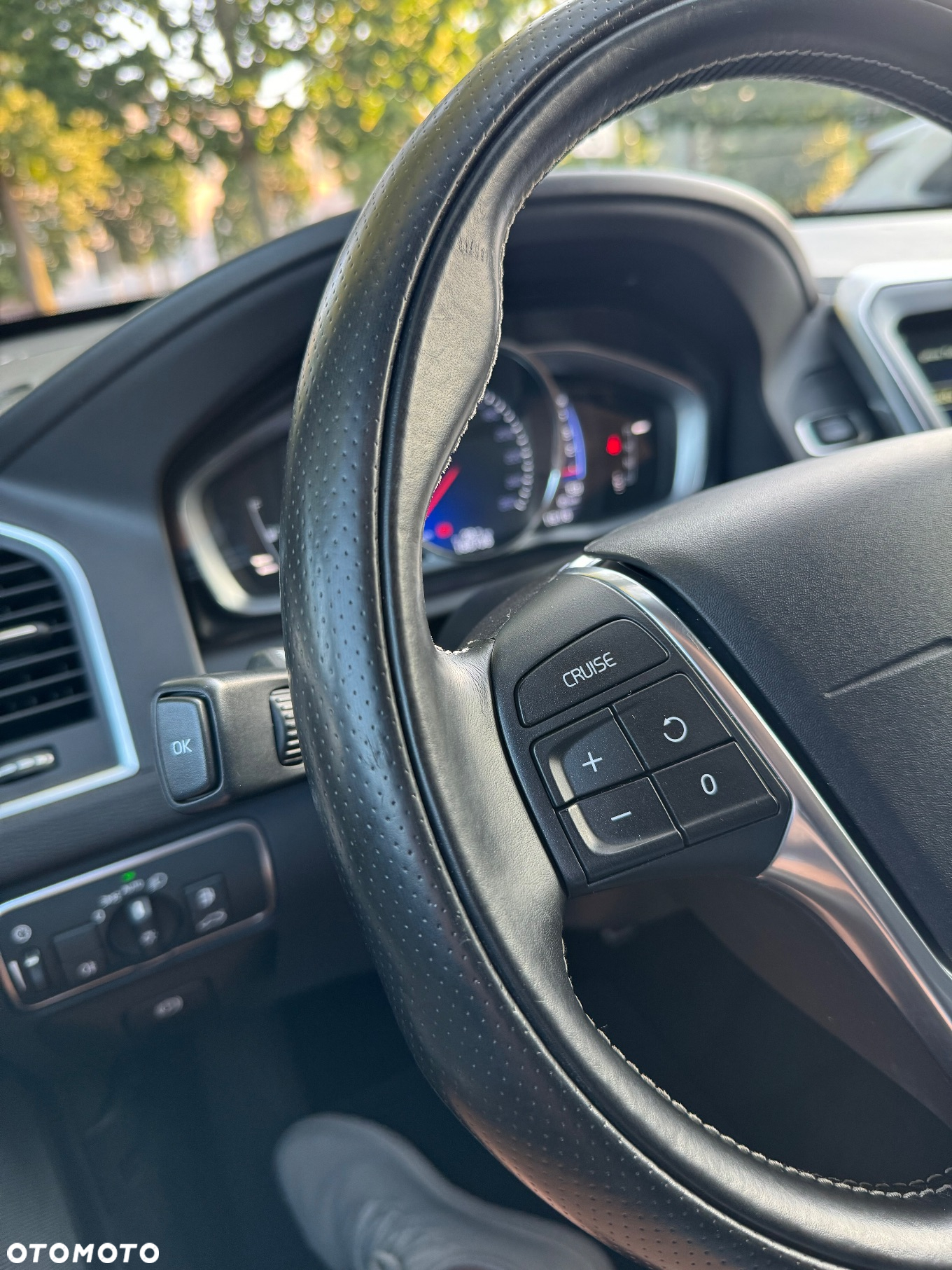 Volvo XC 60 D3 Drive-E R-Design Momentum - 20