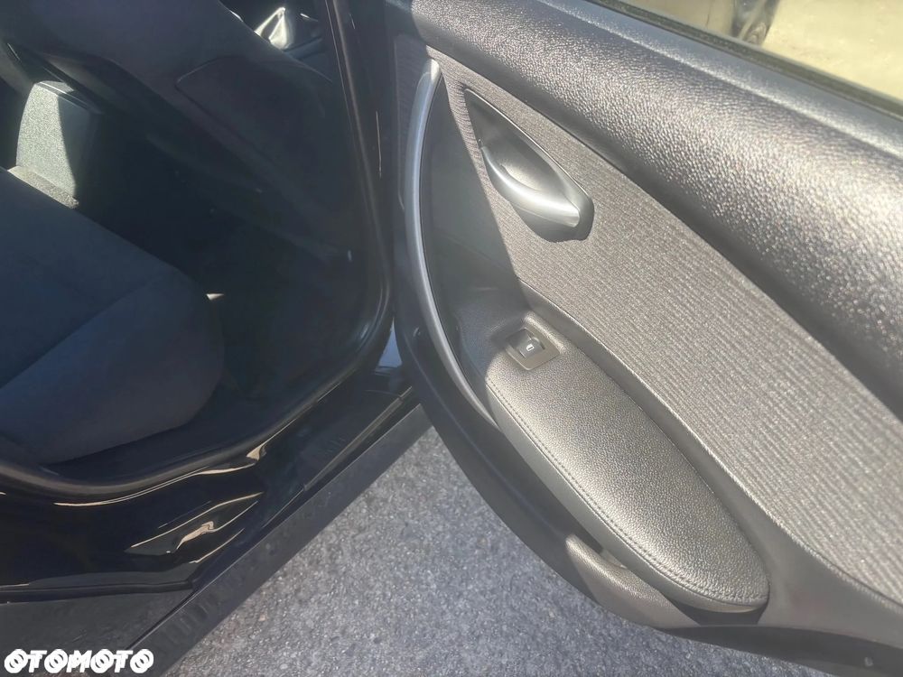 BMW Seria 1 118i Edition Lifestyle - 17