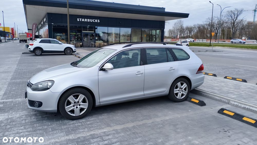 Volkswagen Golf 1.6 TDI DPF Comfortline - 3