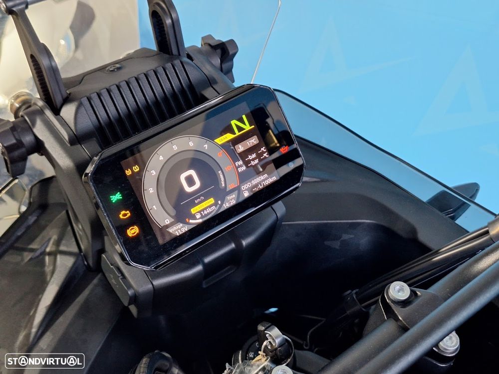 CF Moto 800MT Sport - 10